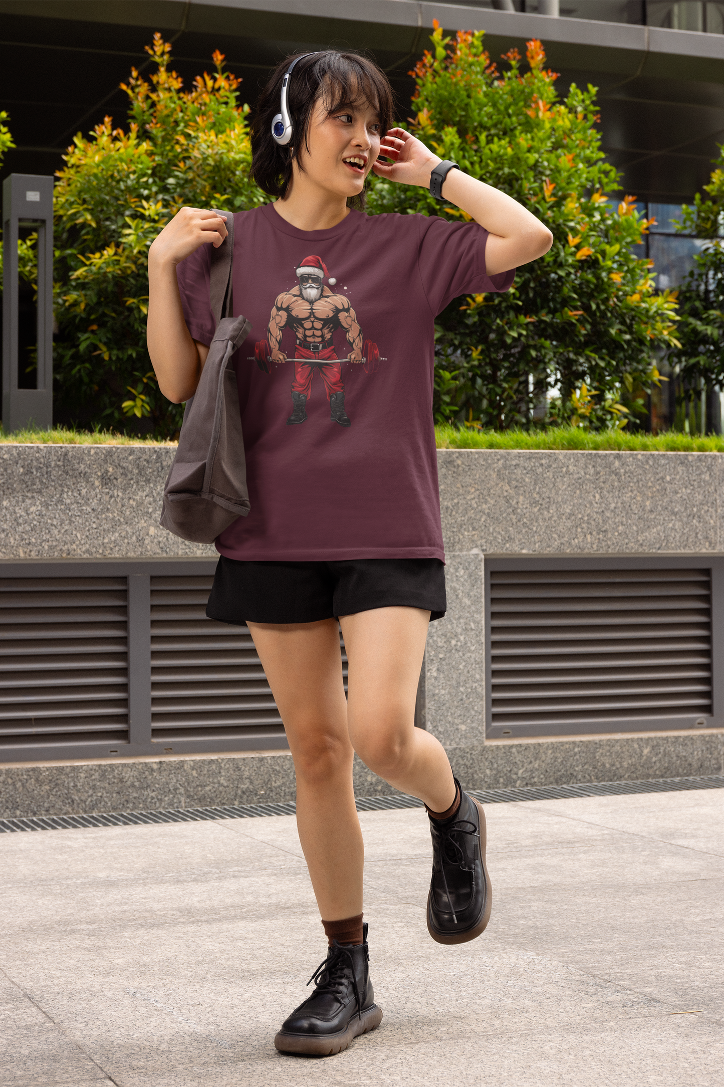 SWOLE SANTA, Gym T-Shirt